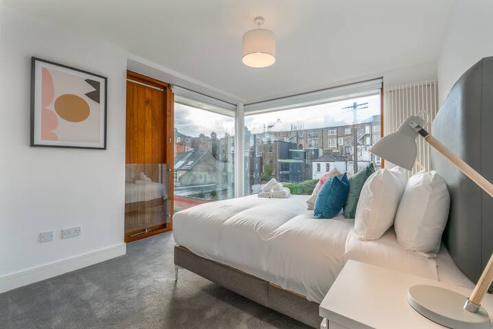 Spacious 2 bed close to Grafton St gallery image 4