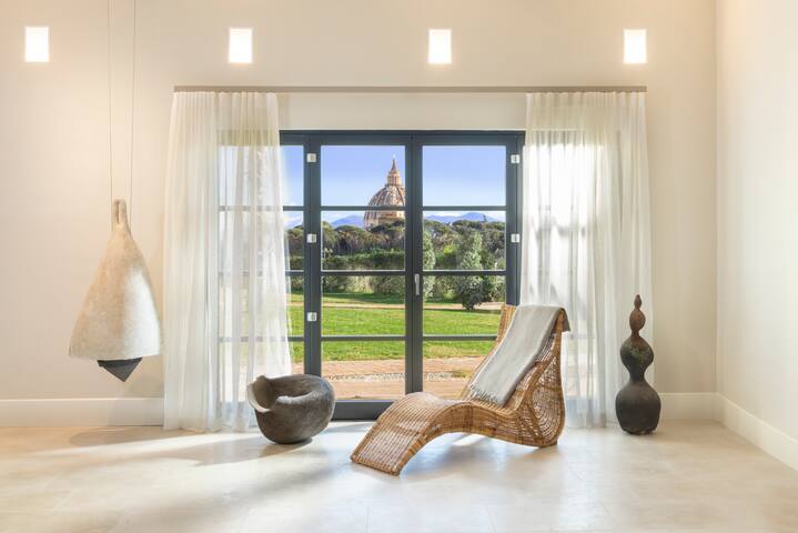 Exclusive Home with Pool and iconic view St. Peter gallery image 2