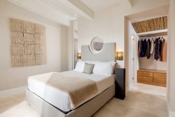 Exclusive Home with Pool and iconic view St. Peter gallery image 3