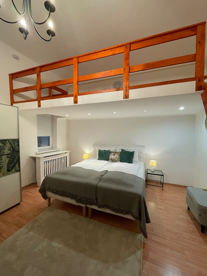 Peaceful & Cosy Studio Managed By Bltg - ブダペスト