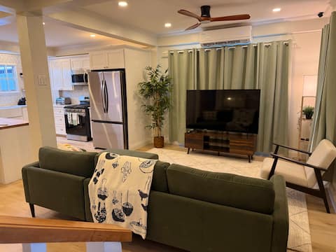Akawini Alcove