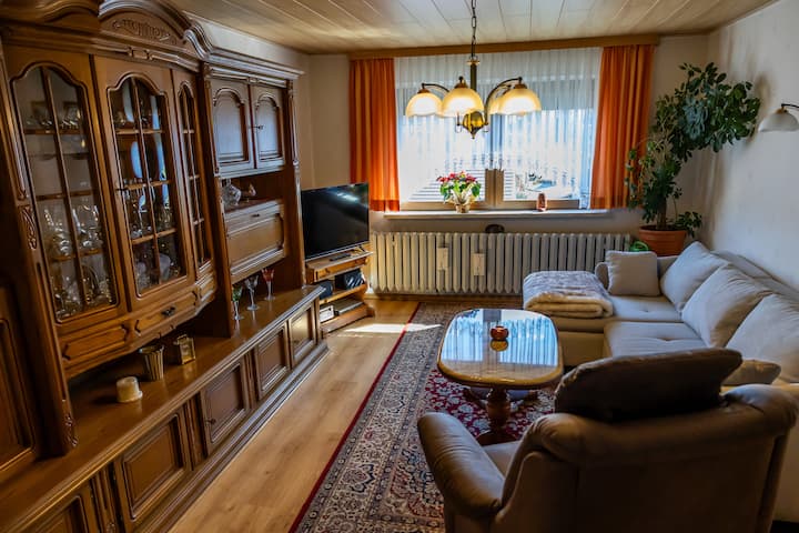 Ferienwohnung Berg-glück, Ruhige Lage Mit Garten - Schmalkalden