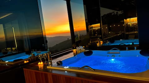 Infinity View | Luxury in the Mountains