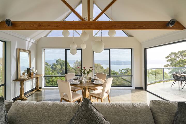 Alpine Nelson – With Heated Indoor Pool & Sauna gallery image 2