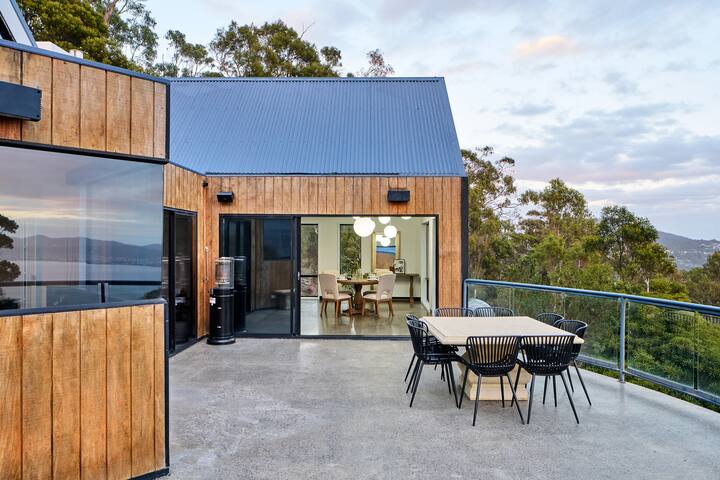 Alpine Nelson – With Heated Indoor Pool & Sauna gallery image 4