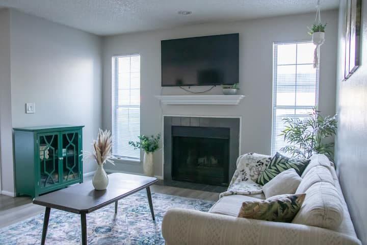 20% Off Cozy Relaxing Cacti Cottage W/ Pool & Gym - West Valley City