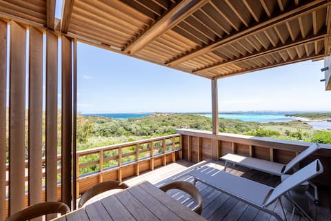 Sea-View Duplex in Sperone Nature, Golf & Serenity