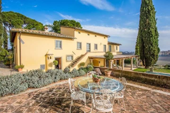 Charming Villa Near Cortona, Tuscany - Cortona