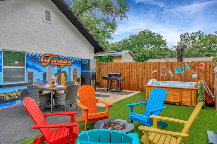 2 Tampa Homes 5br 4ba Near Downtown Sleeps 12 - 坦帕