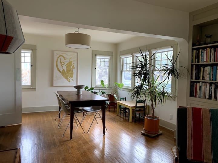 Three Bed House In Highland Park 1 Blk From York - Altadena, CA