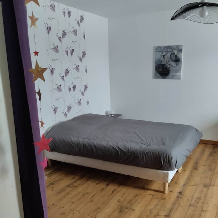 საძინებელი 1