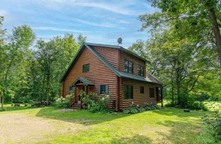 Lake Country Golf Cabin Retreat