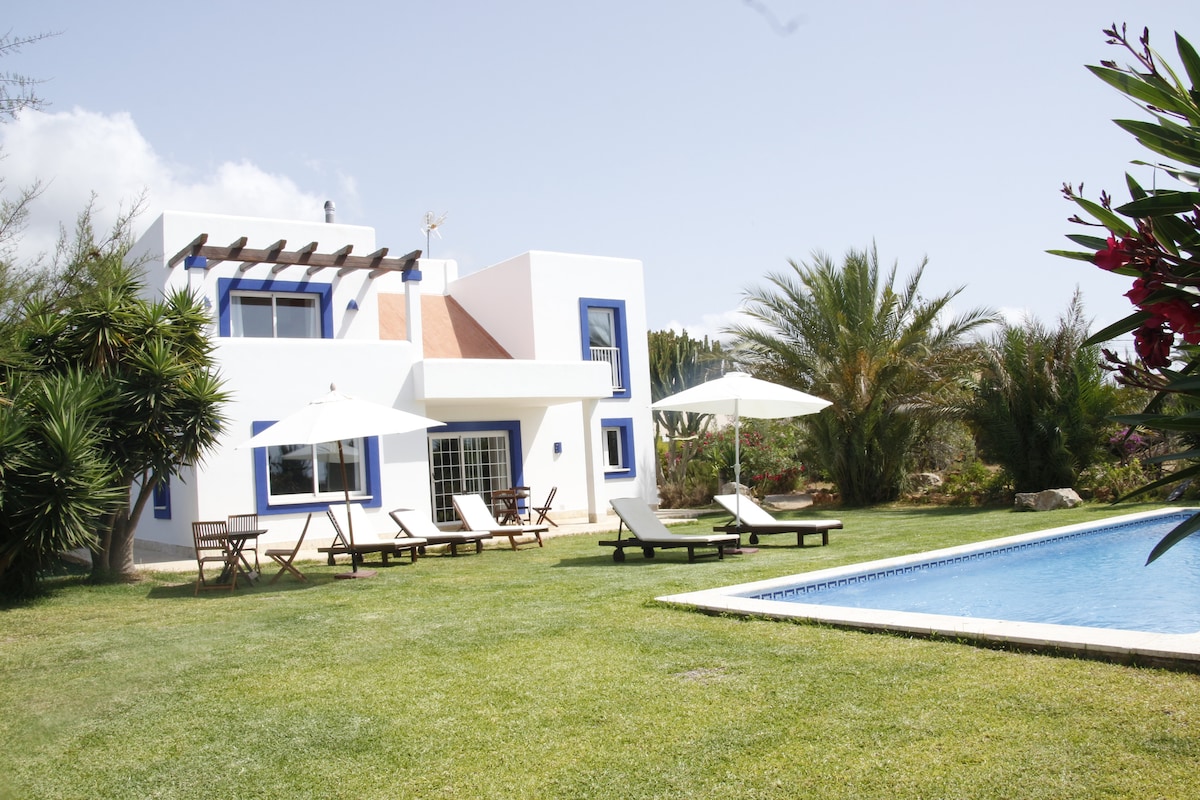Can Blau — view 3