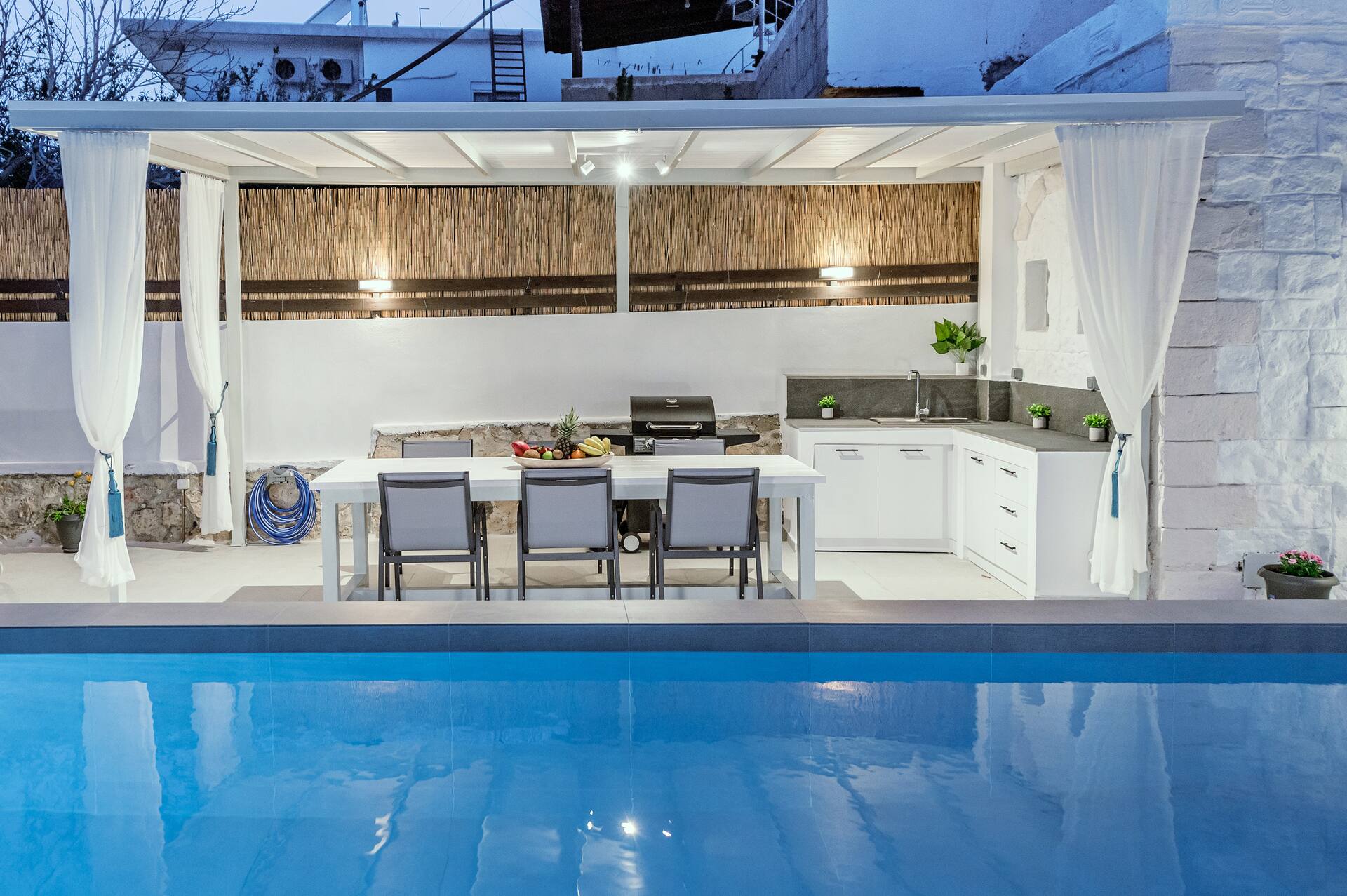 Twin's House - With Private Pool
