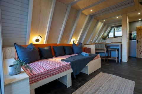 Successful Airbnb property: Cozy Finnish hut with sauna on the beach - Hut 4 in Wustrow