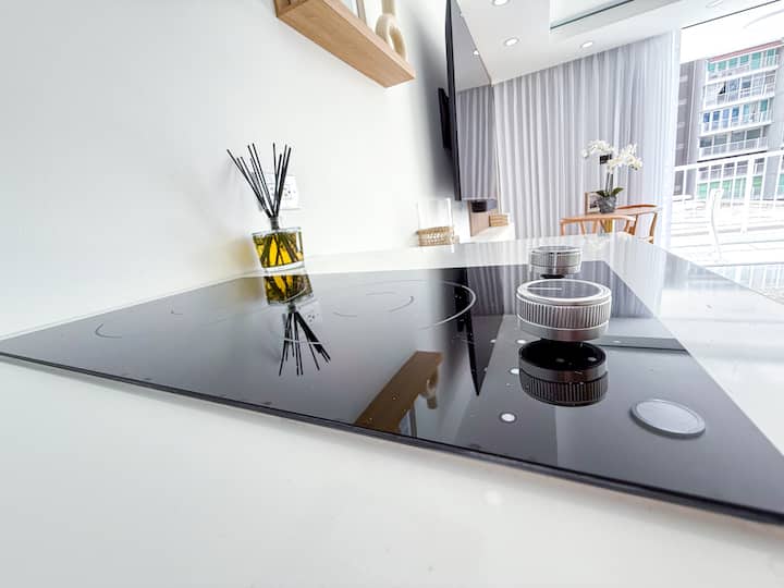 Full kitchen image 2