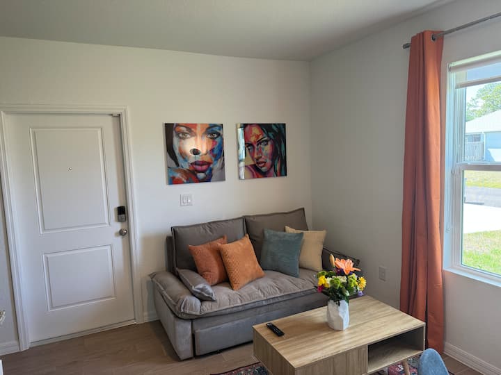 Apartment Style Unit! Fully Private! Ev Charger - Palm Bay