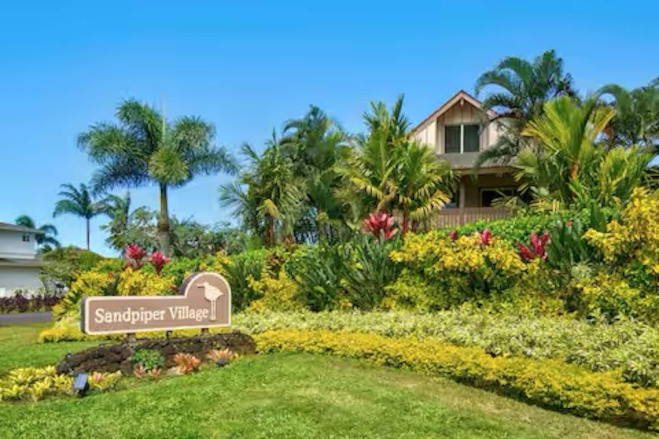 Condo in Princeville · ★4.83 · Studio · 2 beds · 1 private bath - Image 13