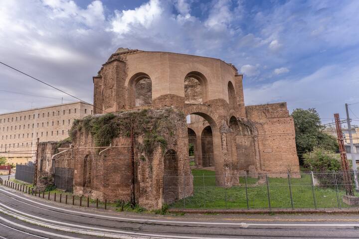 [Temple View]Luxury 8 min walk Termini Station gallery image 4
