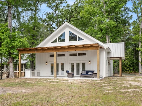 B's Bungalow