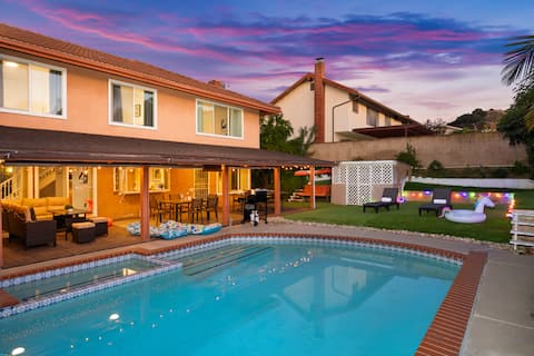 Modern Pool Home｜Spacious Backyard｜Near Disney/LA