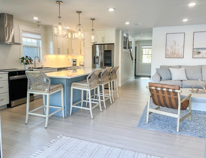 New Construction Waterfront Vacation Greenwich Bay - Warwick, RI