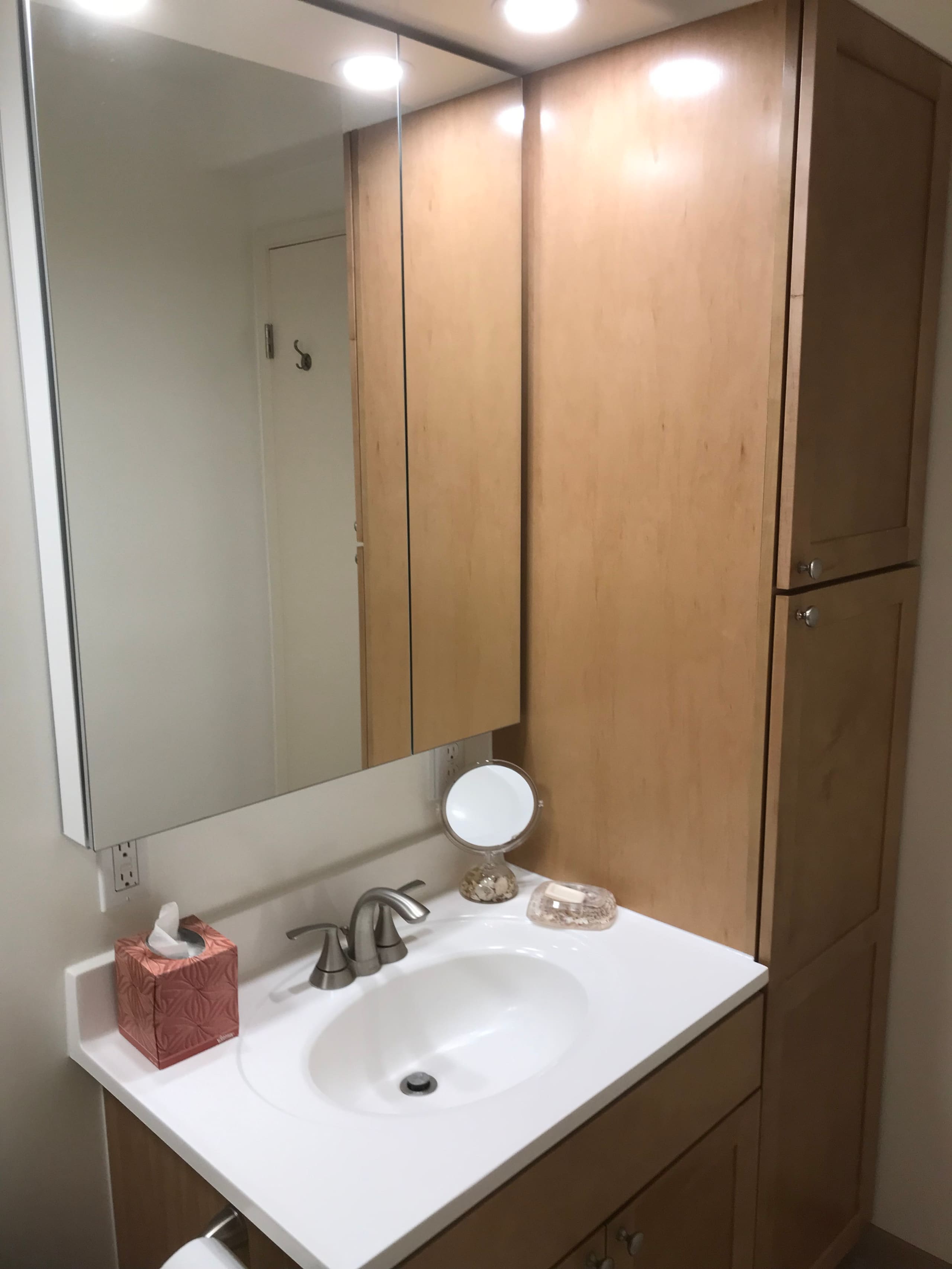 Condo in Kihei · ★4.69 · 1 bedroom · 2 beds · 1 bath - Image 7