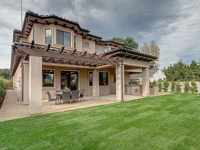 Spacious Family Home in Temple City gallery image 5