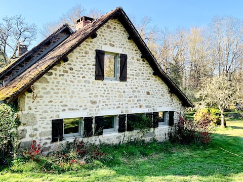 Country cottage 5 min from Felletin