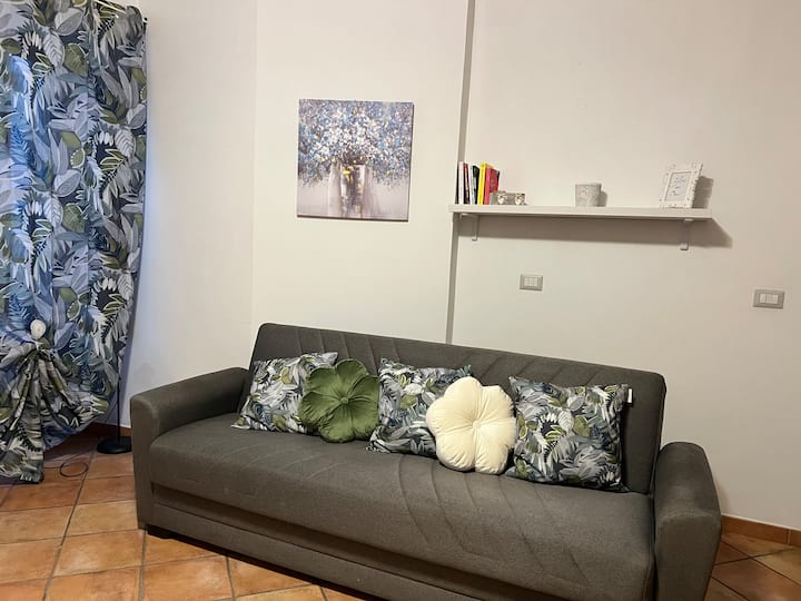 Soggiorno Unico In Centro - Rieti