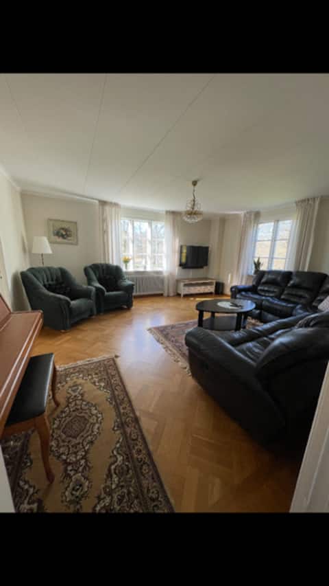 Top Airbnb: Charming farm just outside Varberg in Varberg