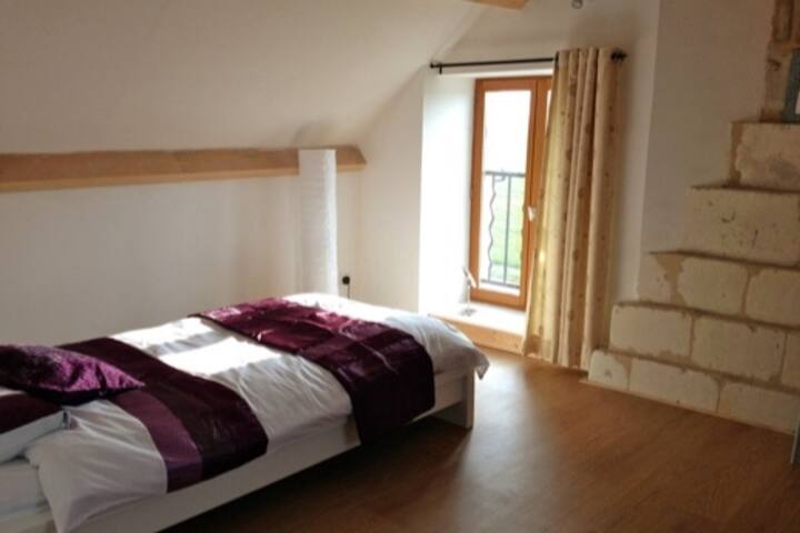 غرفة نوم مزدوجة - الطابق الأول