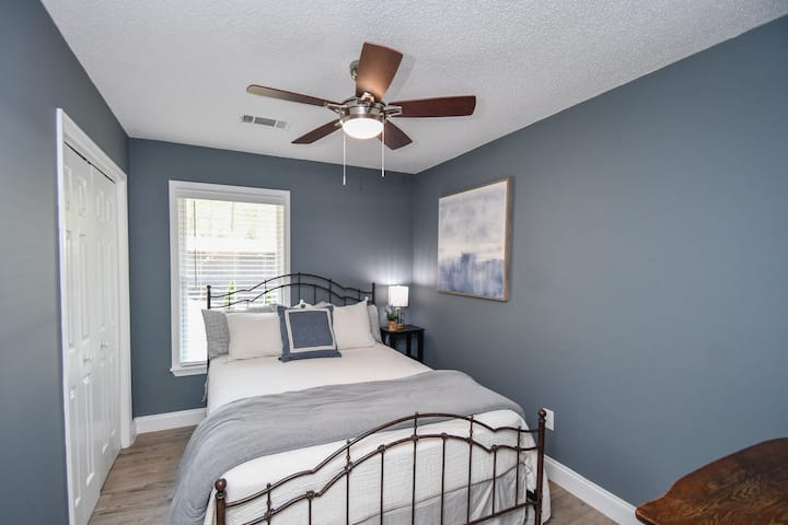 Chumba cha kulala 1 na kitanda cha malkia