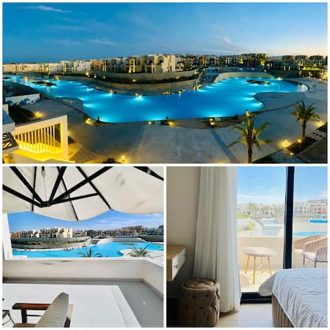 Modern 3BR Escape | Panoramic Lagoon & Sea Views