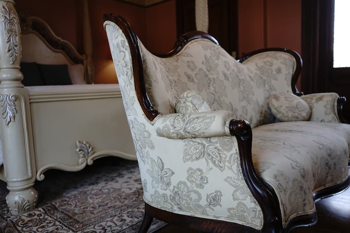 Florence Room - Villagio Hotel - Pittsburgh, PA