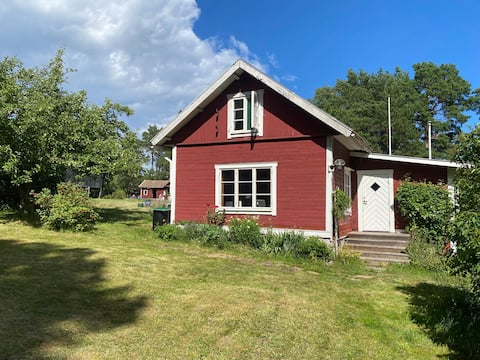Cabin on Ingmarsö.