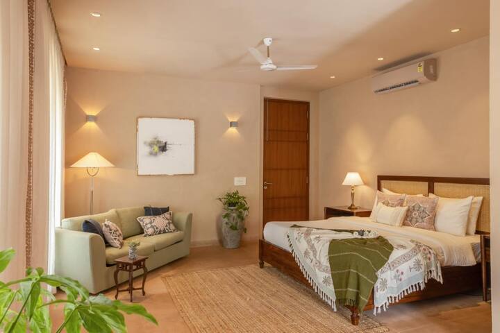 Living room image 6