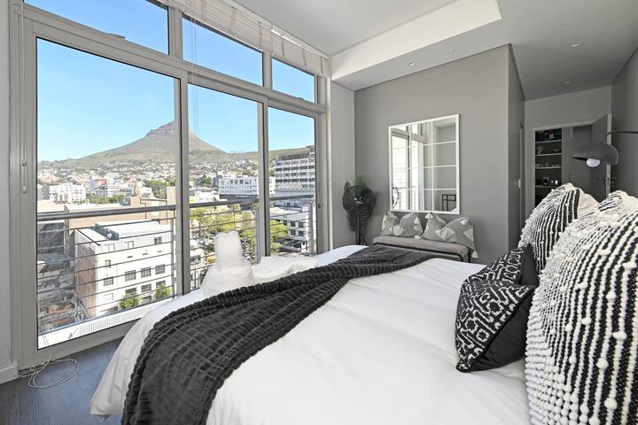 2 BR City Retreat l Backup Power & Parking gallery image 3