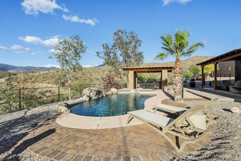 Winter Special, Breathtaking Views & *Pool Oasis*