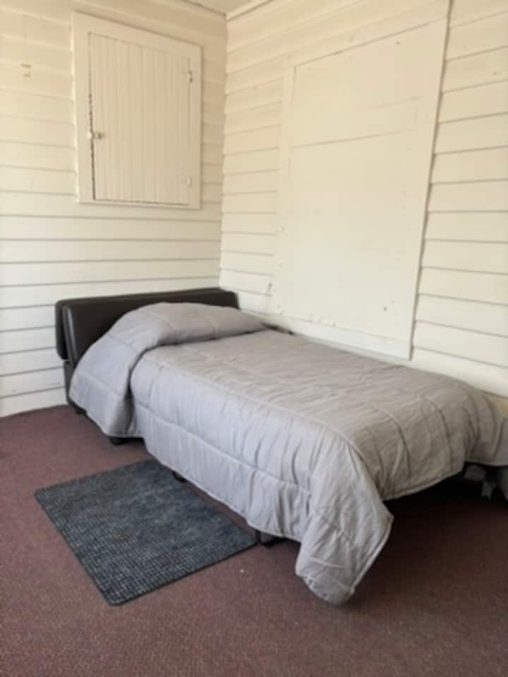 საძინებელი 2