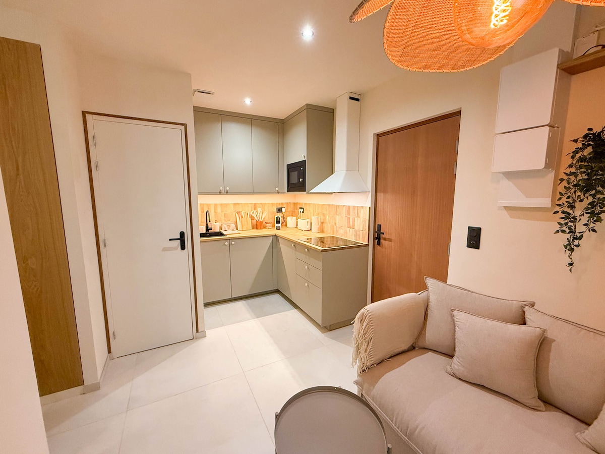 Propriété Airbnb réussie: Exotic break near Paris (Vanves) à Vanves