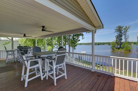 Spacious Split-Level Retreat| Sleeps 11
