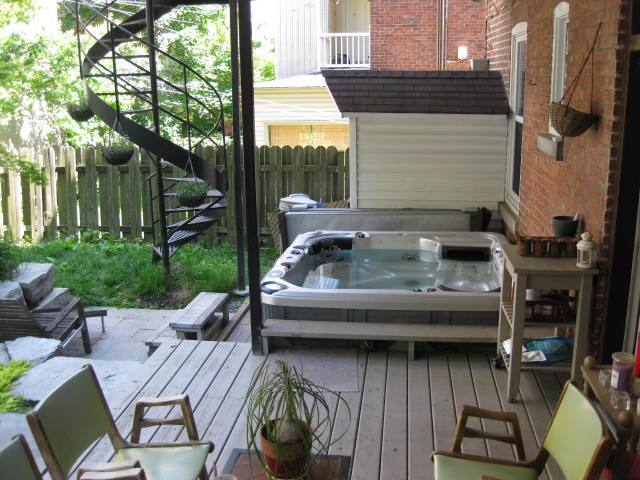 Country in the city with friends gallery image 3