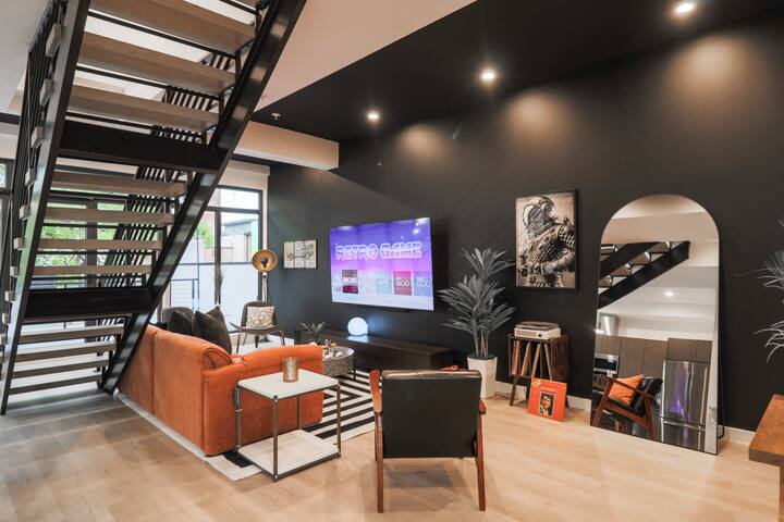 Unit 8: Spacious 2BR Penthouse | Sleeps 8