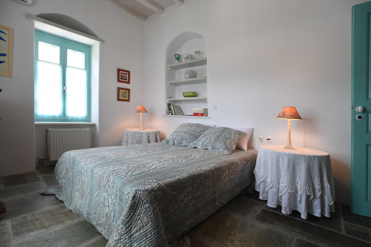 Საძინებელი 1