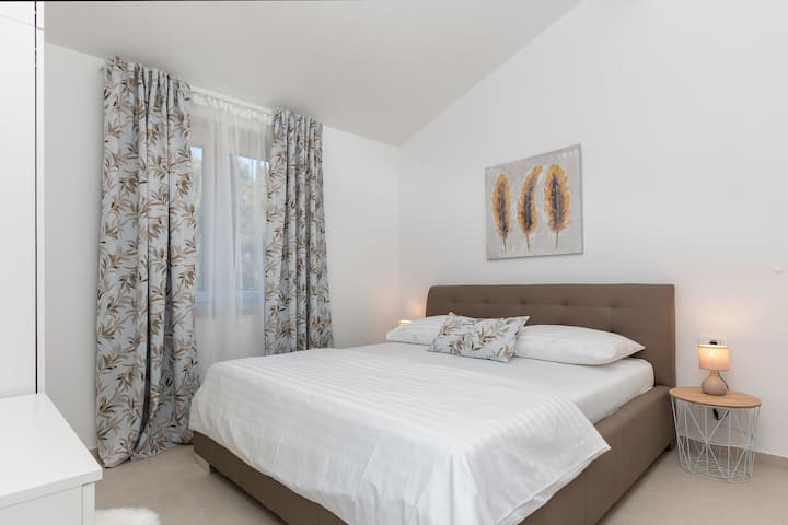 Quarto 1