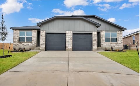 Peaceful Stay Near Fort Cavazos