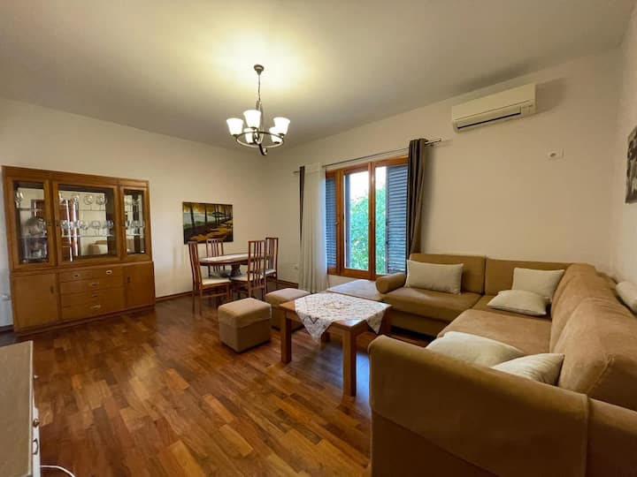 Guesthouse Appartment Brahja, Tirana - Tirana