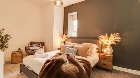 The Gate House-Wyndale Living- West Malvern