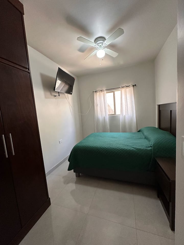 غرفة النوم 1